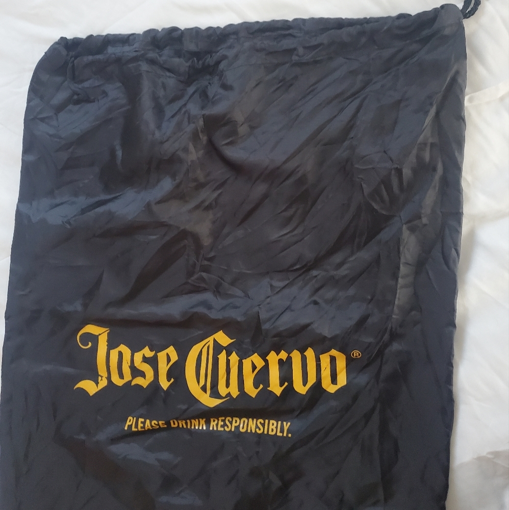 🍉 Jose Cuervo Bag - Picture 4 of 6